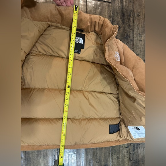 Northface Nuptse teen size large(12) - Picture 12 of 16